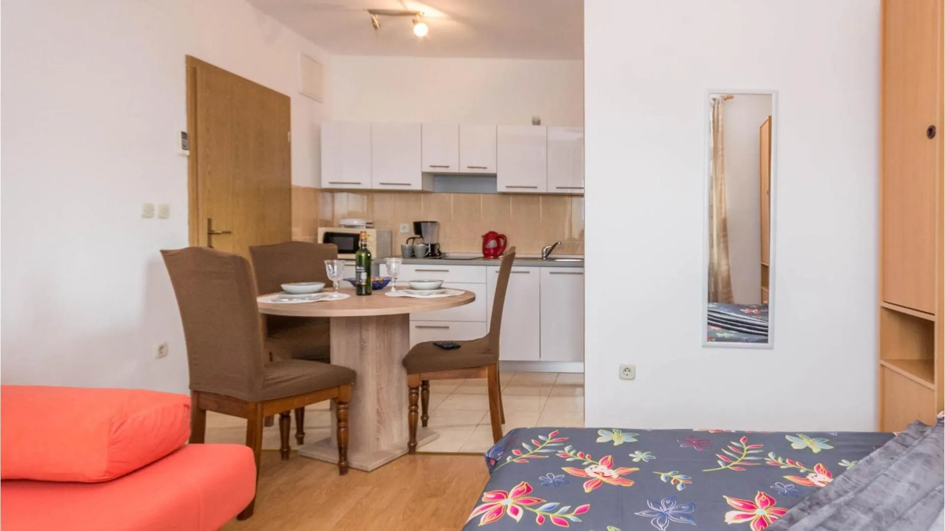 Cozy Apartment In Biograd Na Moru With Kitchen Chorwacja