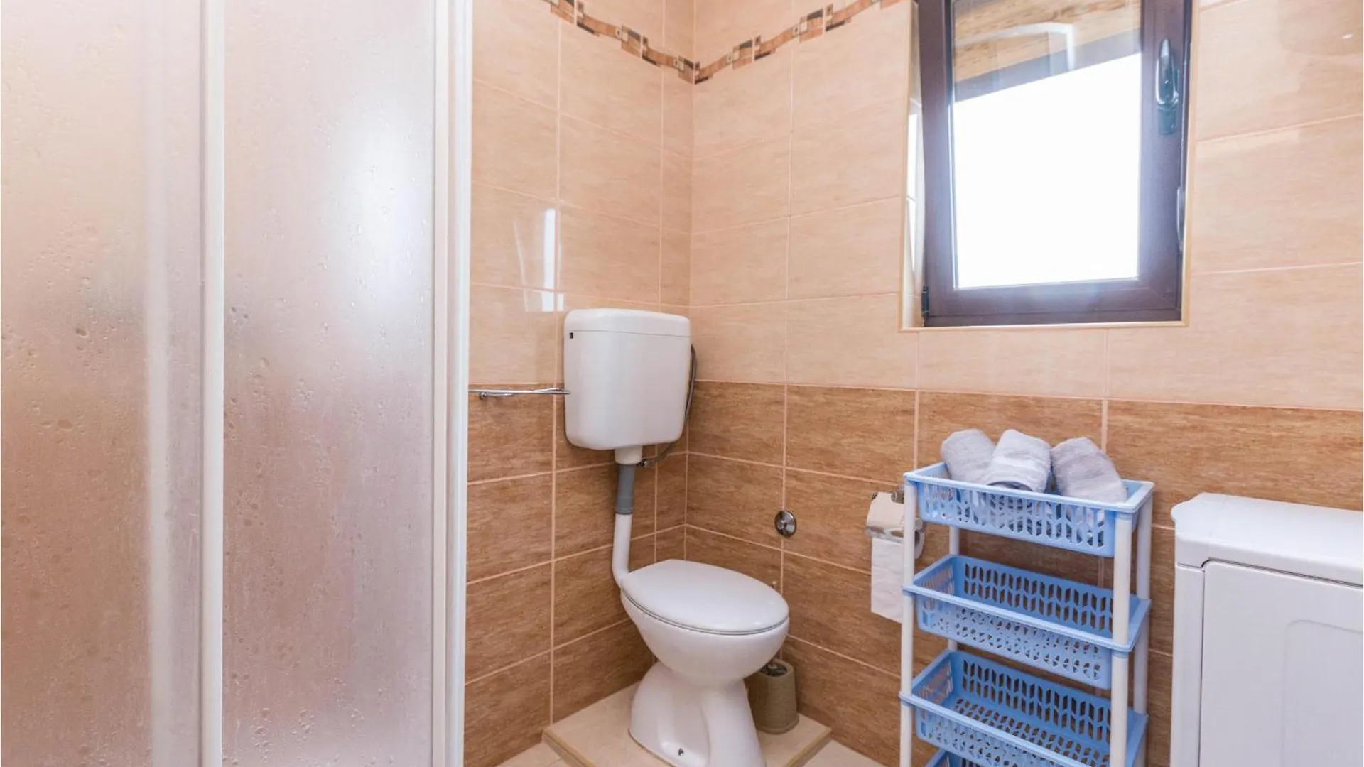 Cozy Apartment In Biograd Na Moru With Kitchen
