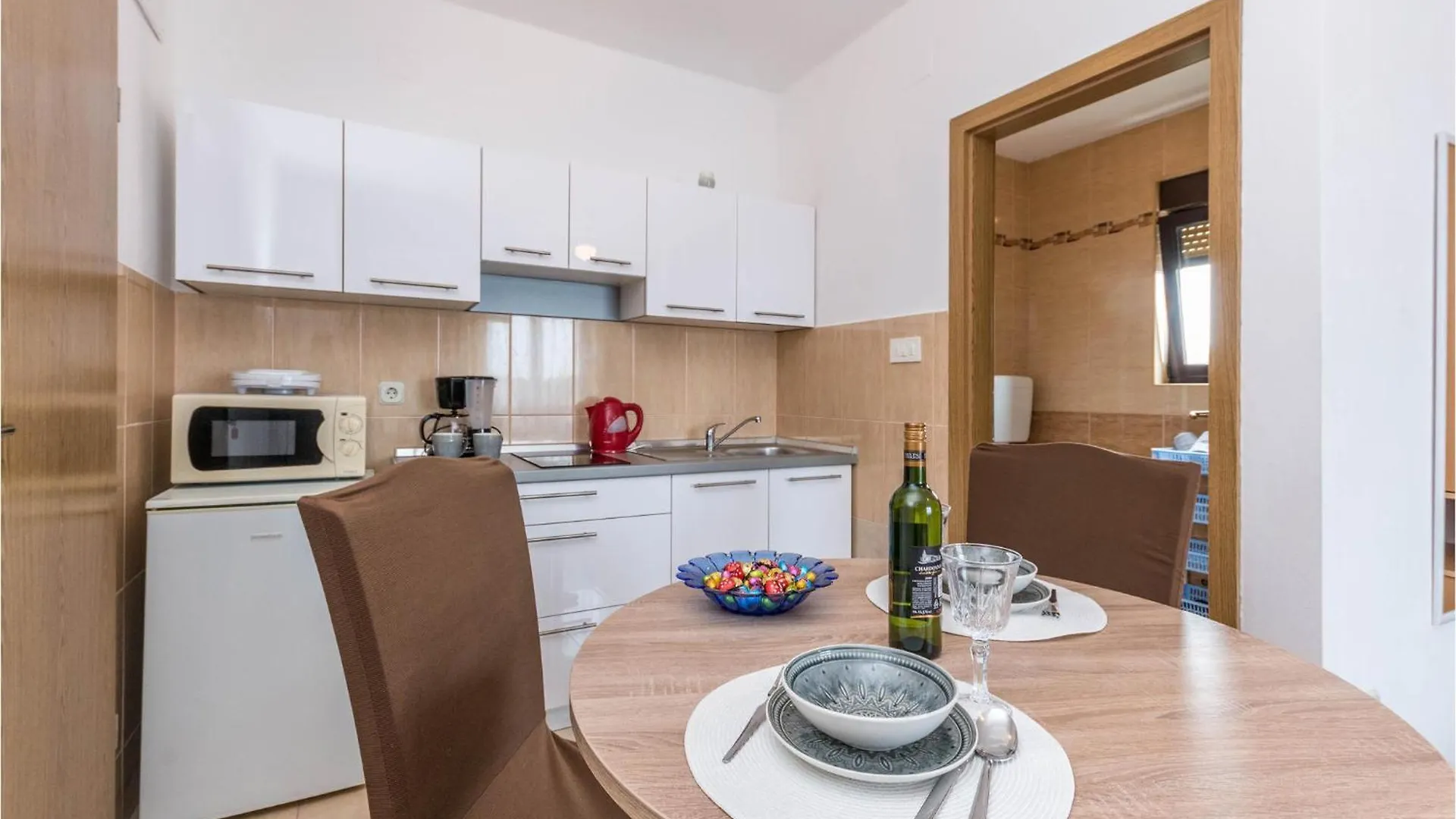 Cozy Apartment In Biograd Na Moru With Kitchen