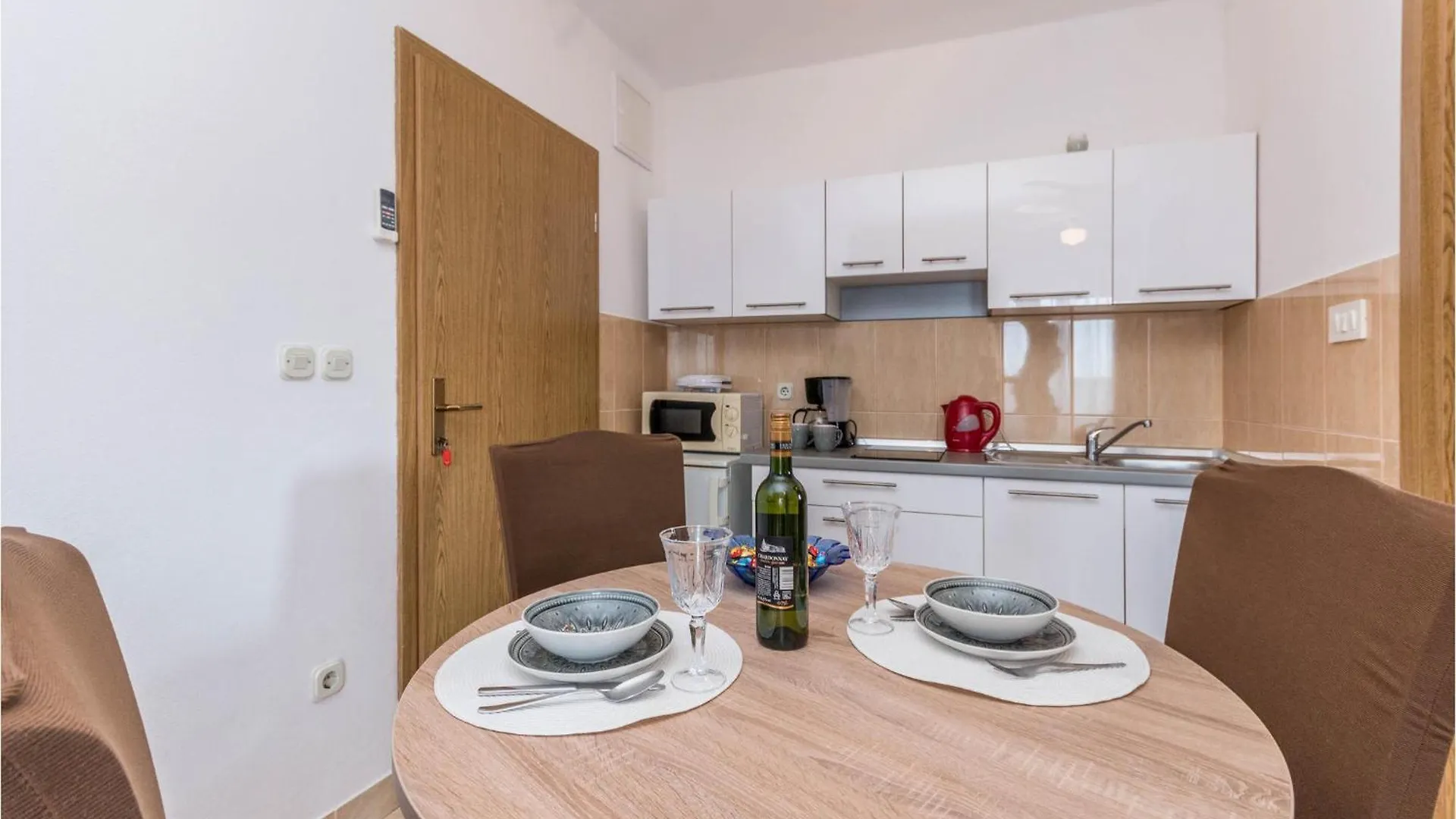 Cozy Apartment In Biograd Na Moru With Kitchen